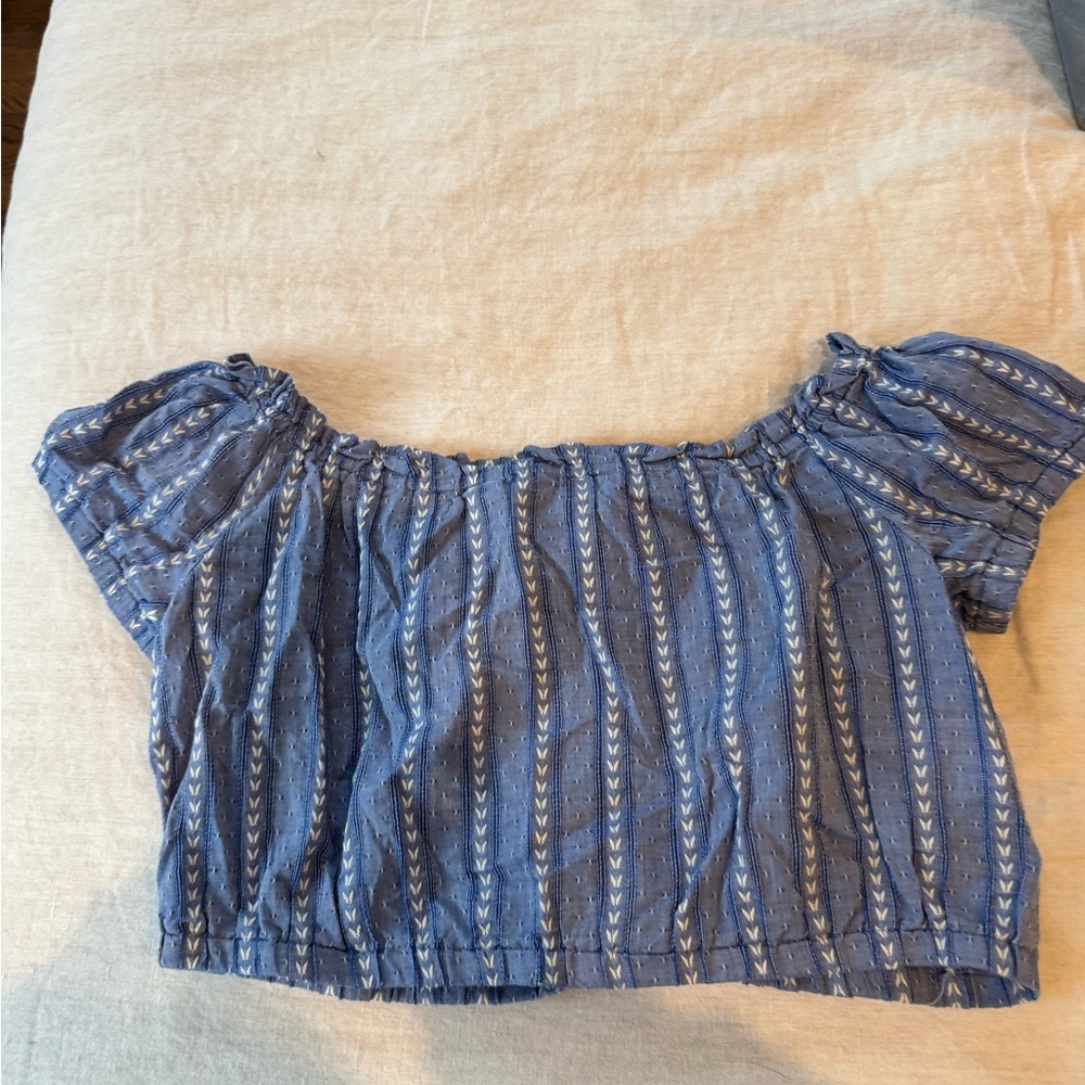 BCBGeneration Blue and White Patterned crop Top - image 3